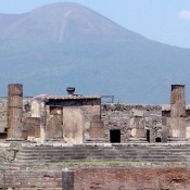 In ancient Pompeii, trash and tombs went hand in hand