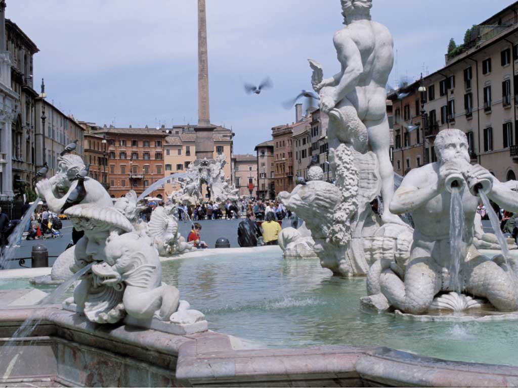 Rome bars tourists from eating at historical sites