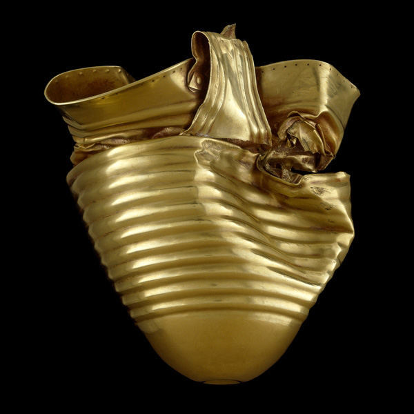 The Ringlemere gold cup. British Museum.