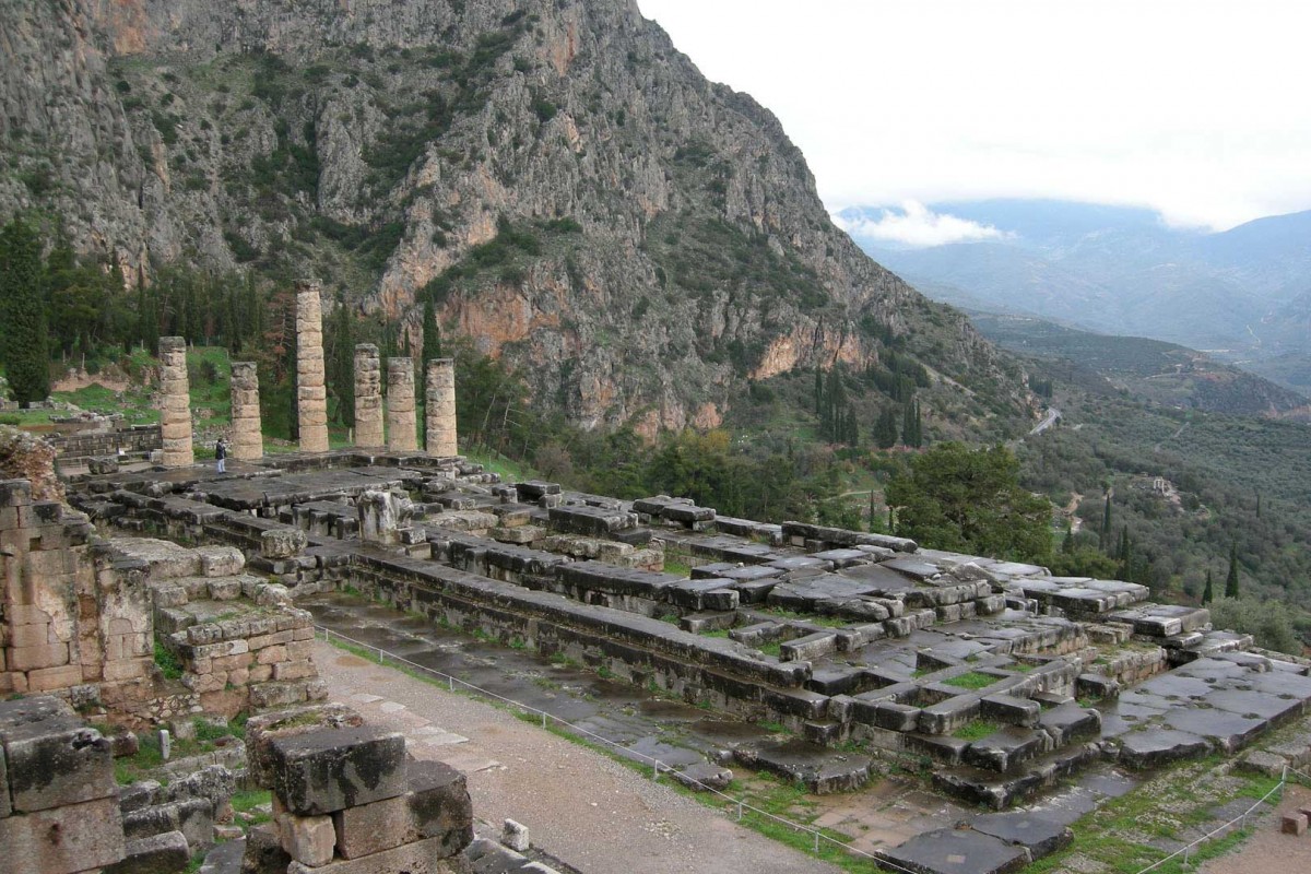 First aid stations at archaeological sites