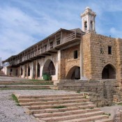 Tourist attraction vs. protection of cultural heritage