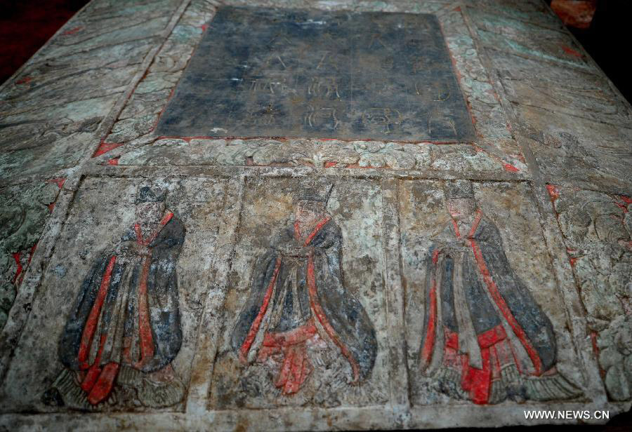 Frescoes in the tomb of Liu Ji. Source: 3w.news.cn