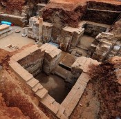 Salvage excavation at Tang Dynasty tomb