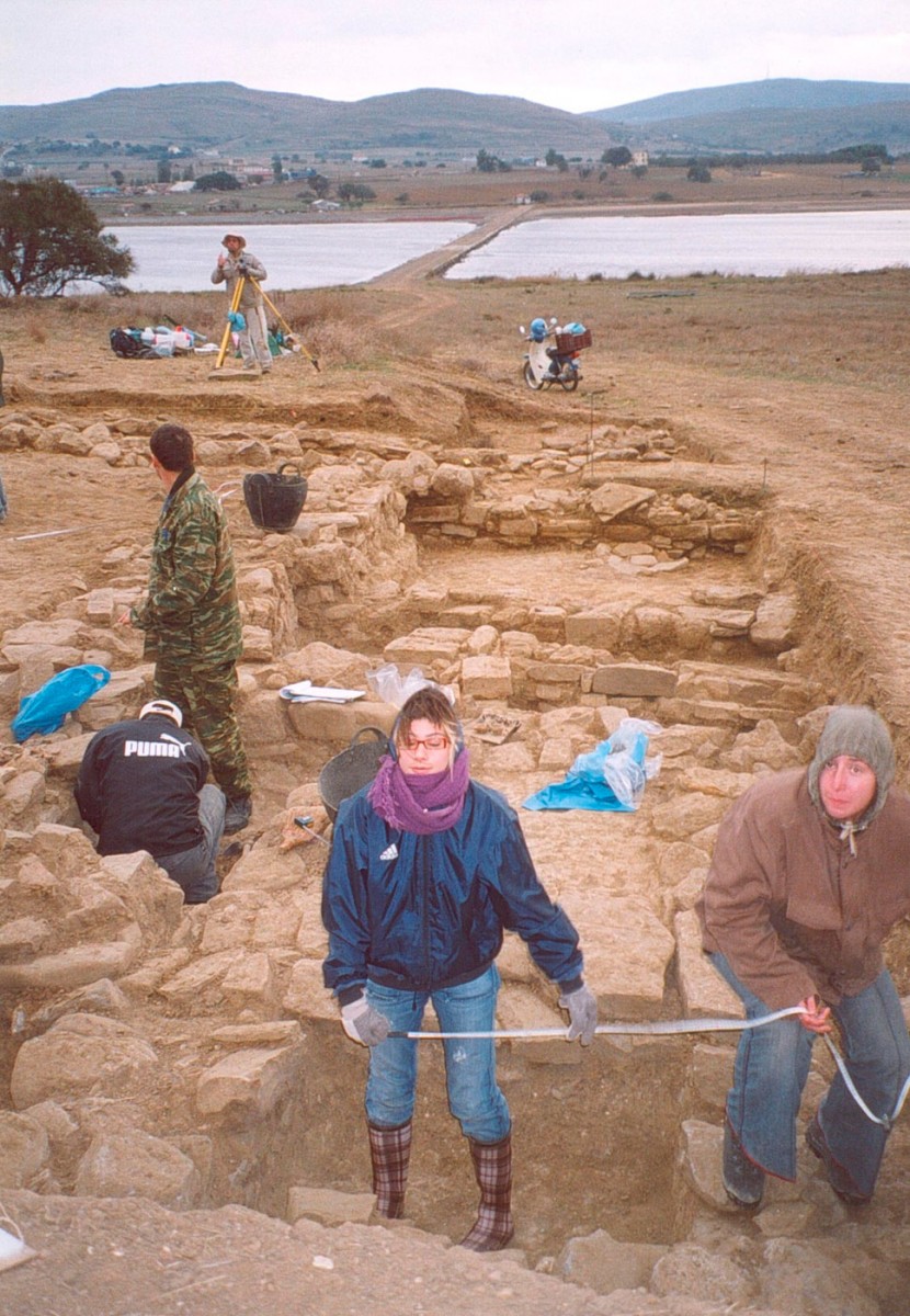 Fig. 50. Snapshot of the excavation at Trench 9 (2005).