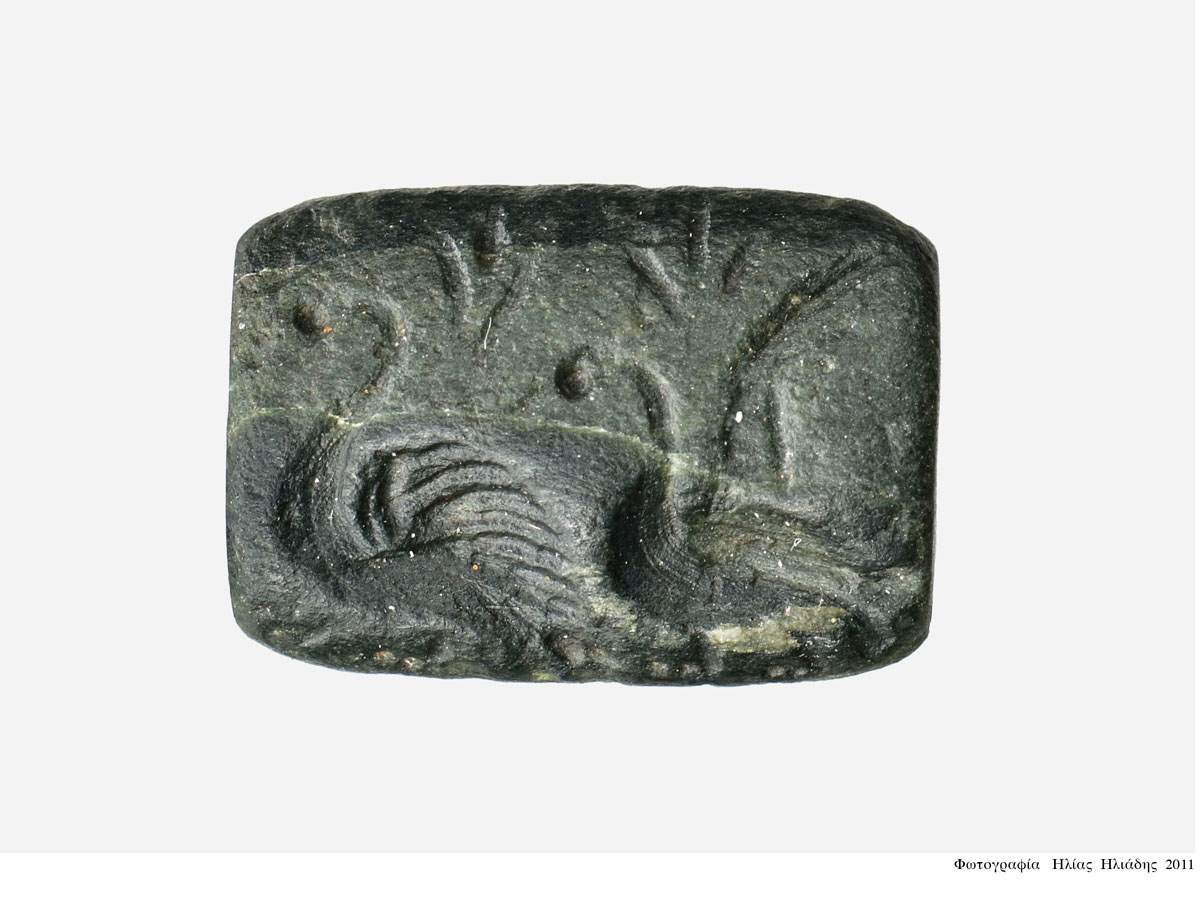 Fig. 21. Seal that depicts two aquatic birds found in Room 28.