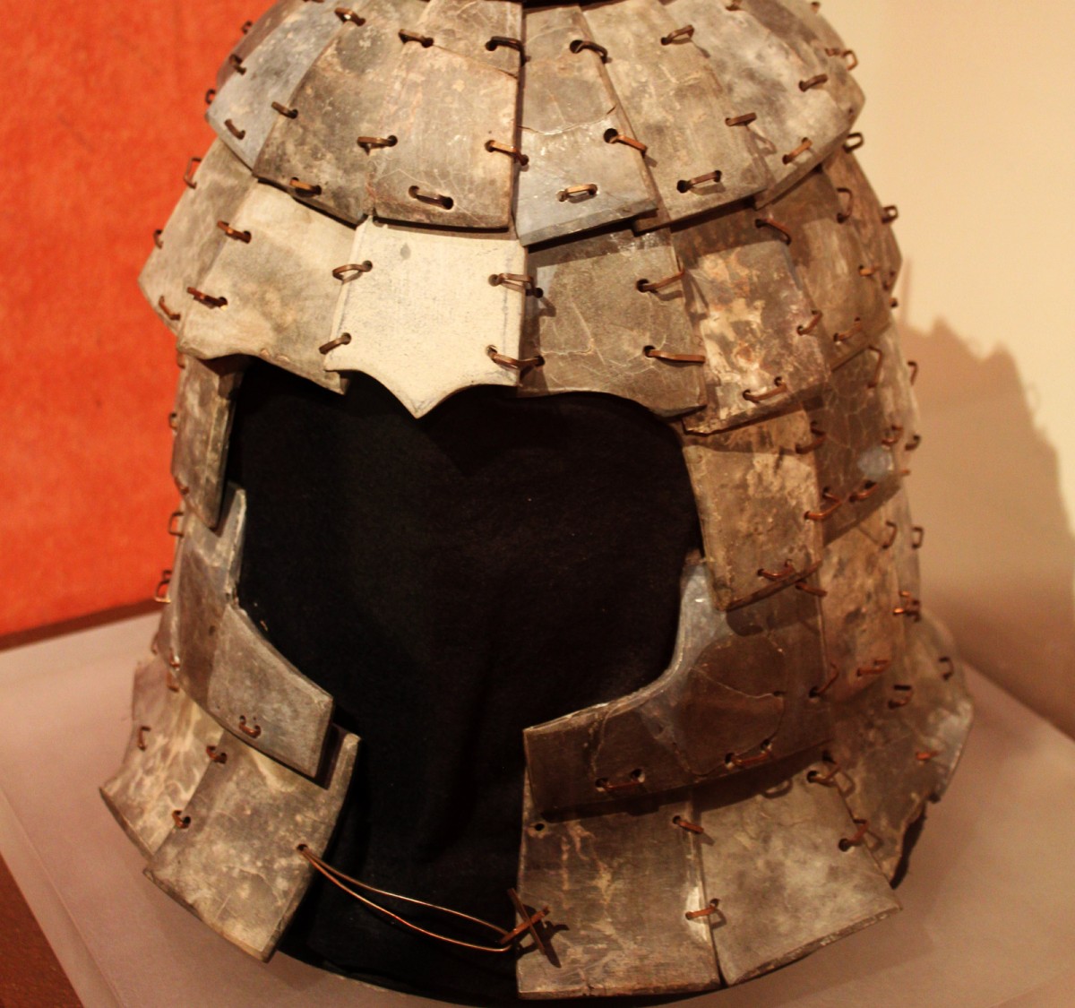 Helmet. Qin dynasty (221-206 BC). Limestone. Excavated in 1998 from Pit K9801. Photo: Flickr.