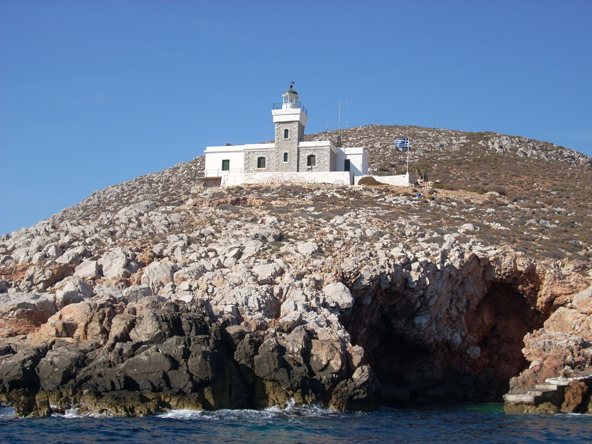 Fig. 1. Zouvra on Hydra. It first operated in 1883 with petrol as a source of energy. In 1976 the lighthouse was converted to solar energy and is monitored. It is in a mediocre state today.