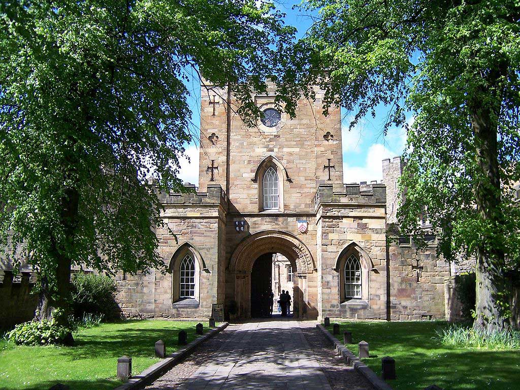 Durham Castle houses University College, making it the oldest inhabited university building in the world.