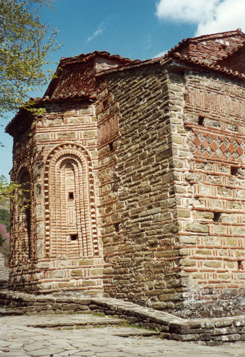 Fig. 5. Detail of the East and North side. The cloisonné method of masonry can be seen as well as the ornate ceramic decoration (Private collection of Angelos Sinanis)