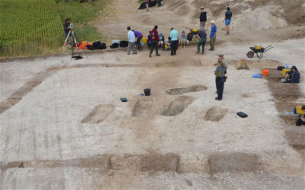 Skeletal remains found at a late-Roman villa in England