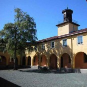 Memory and Learning in a Changing World
