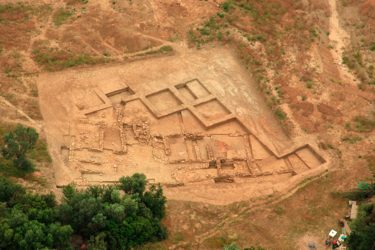 Fig. 4. Building complex of Late Helladic period in Gavrolimni.