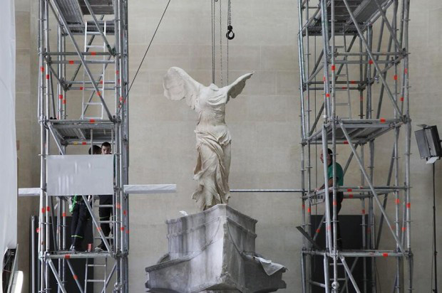 despierta Ventana mundial compuesto Winged Victory of Samothrace is back at the Louvre - Archaeology Wiki