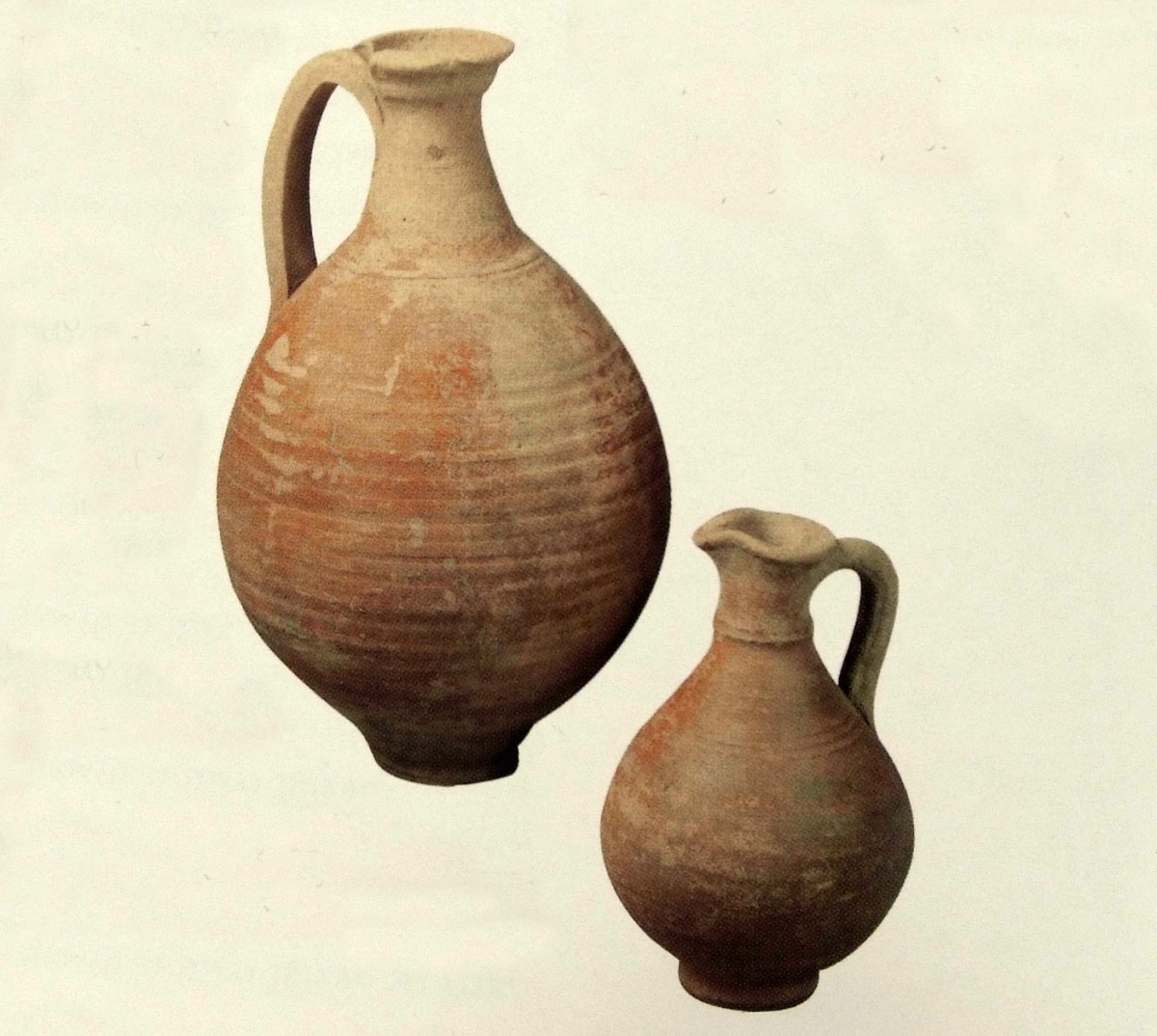 Fig. 22. “Ceramic pitchers”: they must have contained water for diluting wine (4th c. cooking utensils), Βυζαντινών Διατροφή και Μαγειρείαι (2005), p. 218.