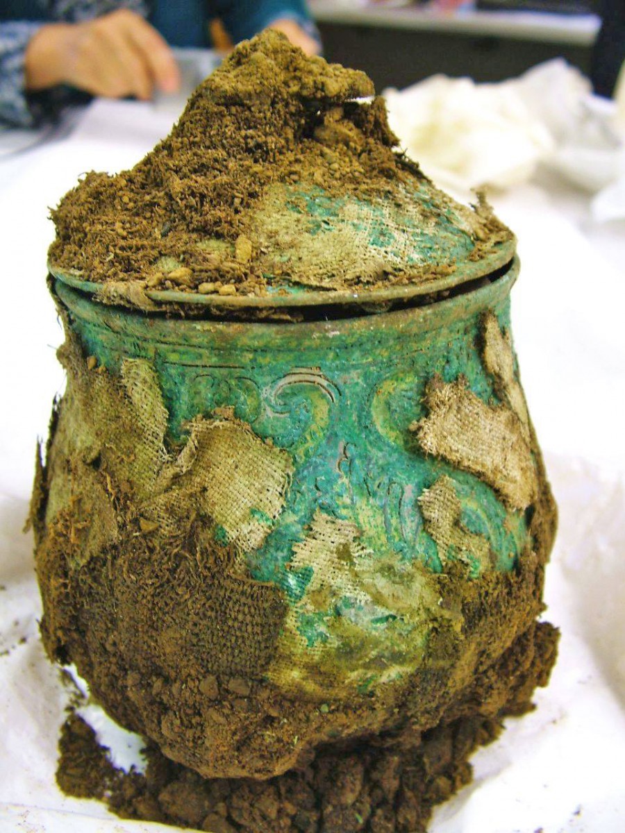 This image of the large Carolingian lidded vessel is provided courtesy of the Treasure Trove Unit.