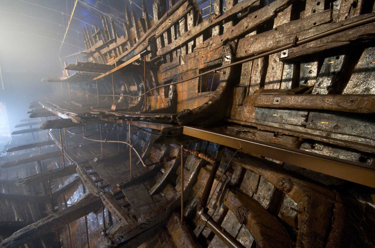 The hull of Mary Rose.