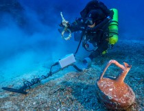 Antikythera shipwreck revisited