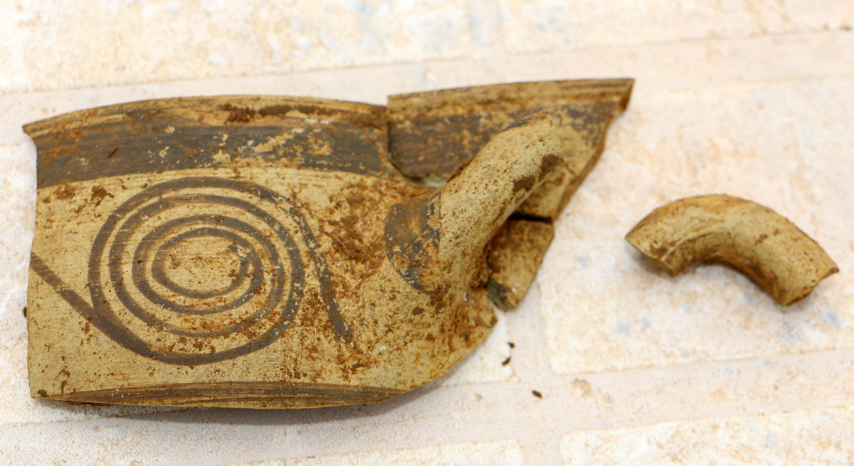 Fig. 14. Vessel fragments revealed during the rescue excavation at the “Rema Xydias” in Platamonas (Pieria, Greece). Photo: Ephorate of Antiquities of Pieria