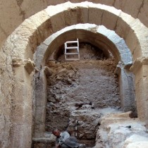 Unique entry complex discovered at Herodian Hilltop Palace