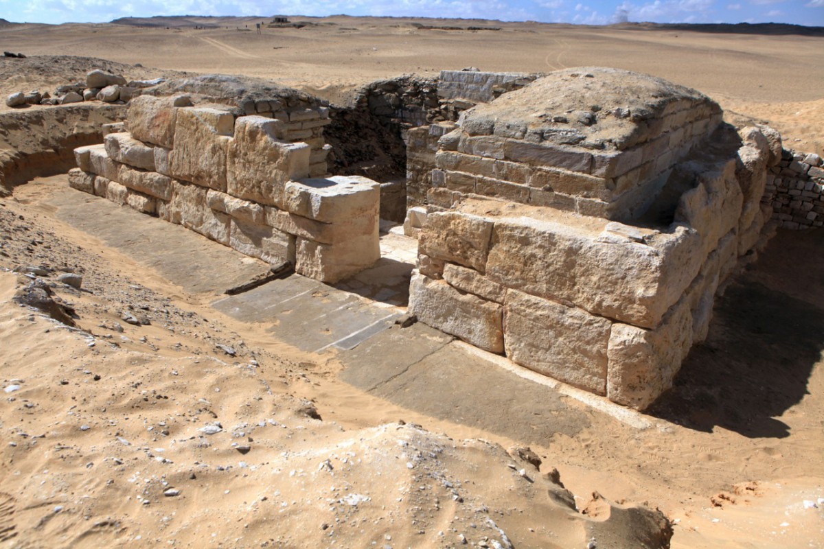 Overall view of the tomb of Queen Khentkaus III from the northeast; © Jaromír Krejčí, Archive of the Czech Institute of Egyptology.