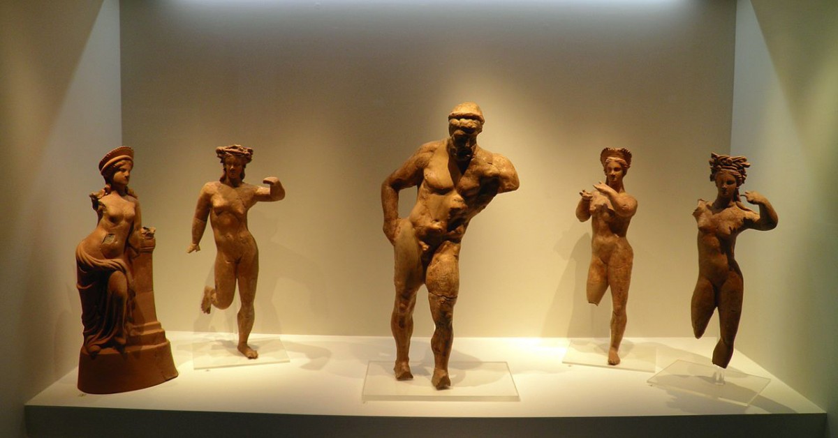 Terracotta figurines from the Agora (Aphrodite and Heracles), Archaeological Museum, Pella.