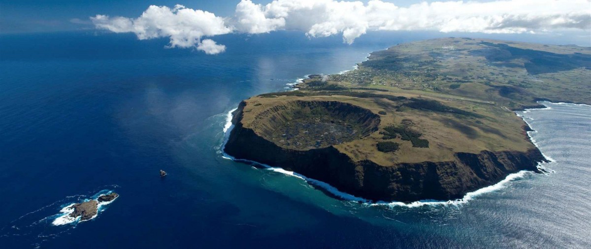 Long before the Europeans arrived on Easter Island in 1722, the native Polynesian culture known as Rapa Nui showed signs of demographic decline. 