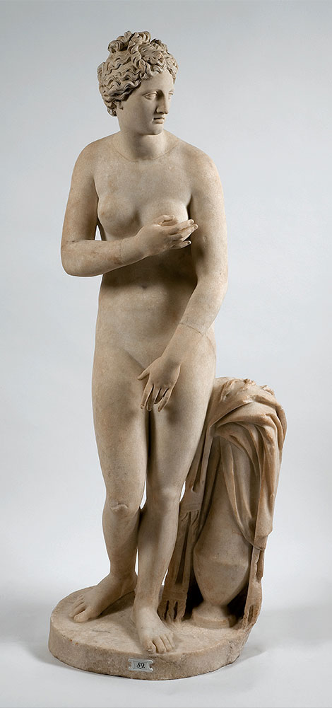 Aphrodite in the style of the Capitoline Venus, ca. 150 AD, marble, provenance unknown, Antikensammlung, Staatliche Museen zu Berlin (Inv. Sk 30)