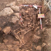 Excavation reveals ancient town and burial complex in Diros Bay