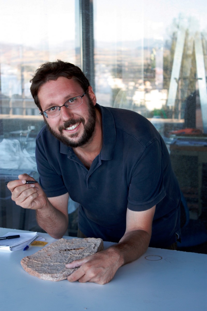 Yannis Galanakis at the Archaeological Museum of Thebes, Greece.