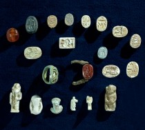 Egyptian artefacts from looted tomb found in Israel