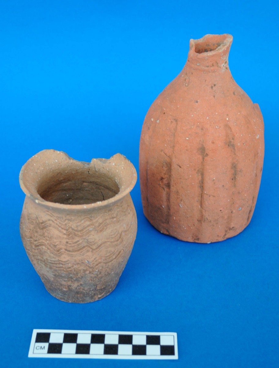 Fig. 8. Agios Nikolaos Velvendo, vessels-grave offerings from the area of the eroded Byzantine cemetery.