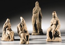 Sotheby’s selling Amphipolis figures challenged