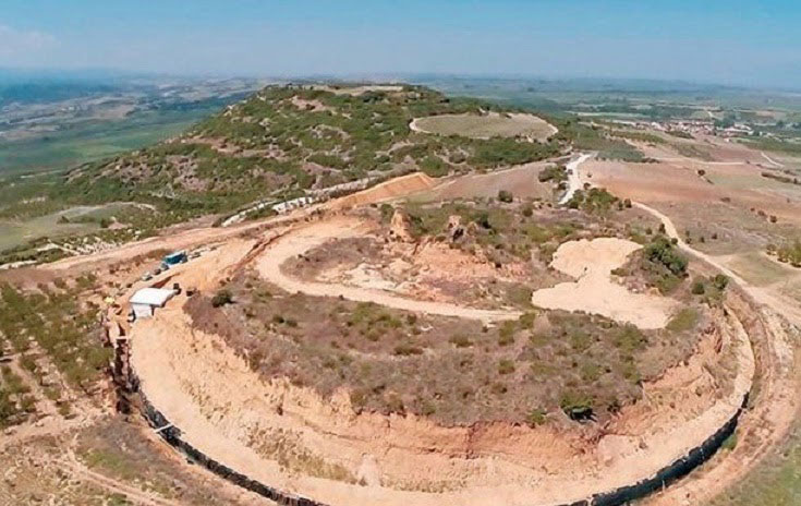 The Amphipolis tomb on Kasta hill still attracts global attention. 