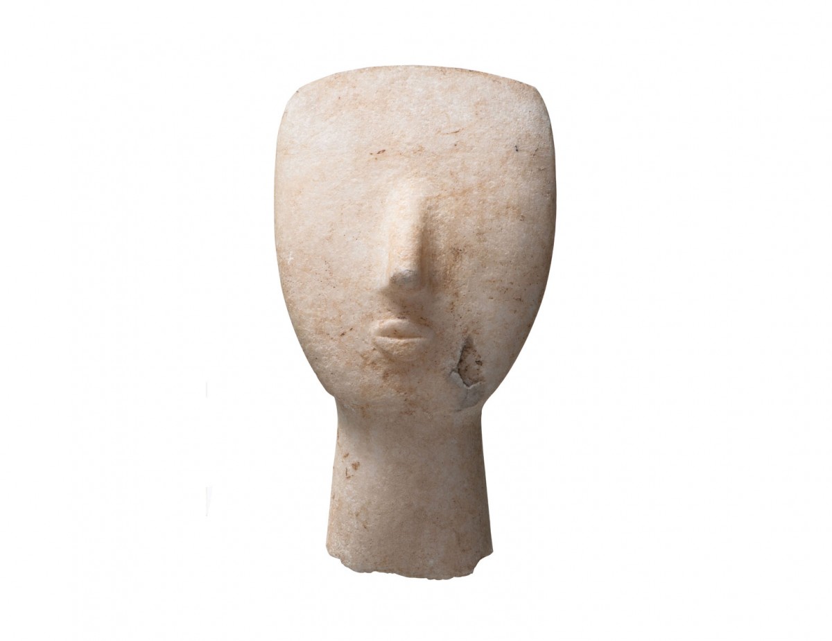 Head of Cycladic-type figurine from the cemetery of Phourni, Archanes.