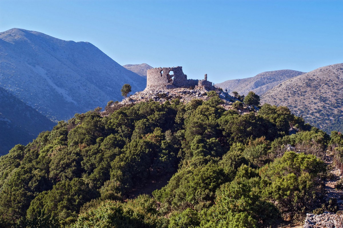 Fig. 6. Kule on the Askyfou plateau, Chania (photo: K. Giapitsoglou).