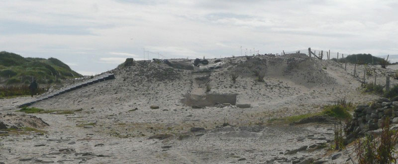 Burnt mound prior to excavation. Crown Copyright: Historic Scotland