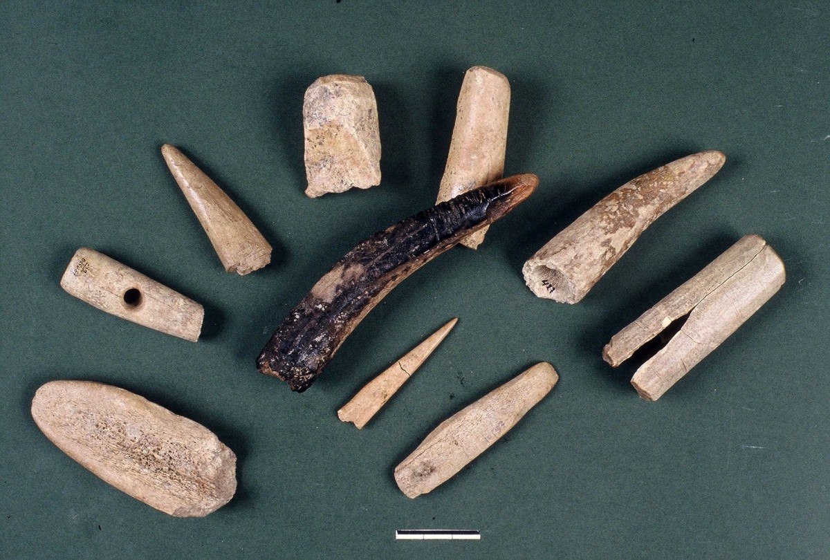 Fig. 30. Various tools made of deer antlers.