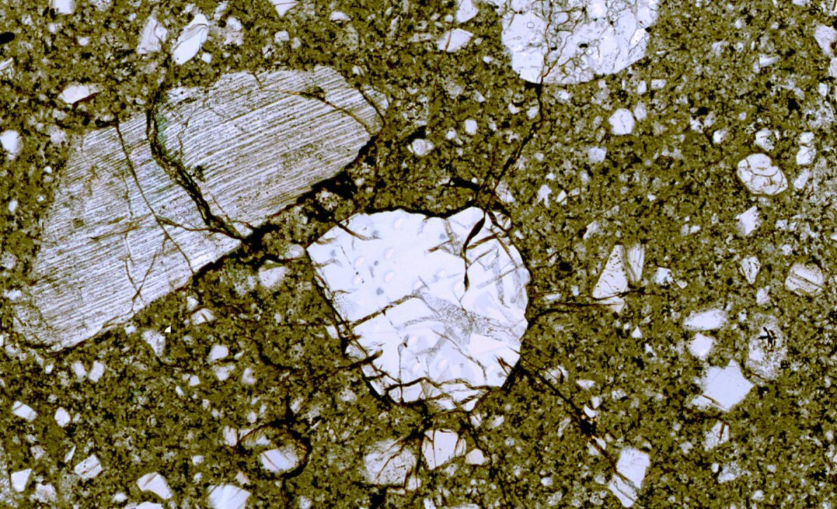 Study questions dates for cataclysms on early moon, Earth
