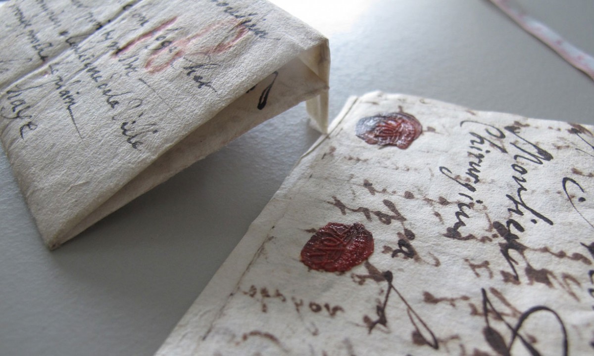 The collection includes letters from aristocrats, spies, merchants, publishers, actors and musicians.
Photo Credit: Hague Museum for Communication.