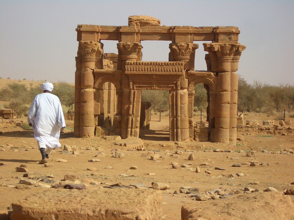 Fig. 1. Greek and Roman influences on the Meroitic Kiosk at Naqa.