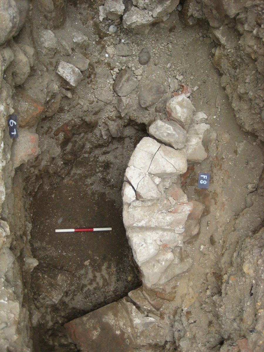 A part of the arcade depicting an overhead view of a shaft of a detached column. Photo Credit: The Colchester Archaeological Trust.