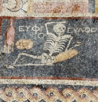 Cheerful skeleton mosaic was found in Turkey