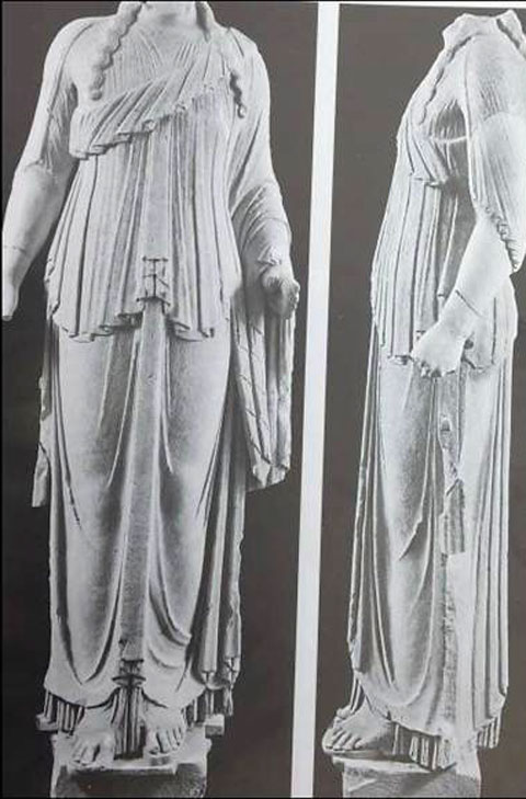 Fig. 5. Marble statue of Dionysos from the theatre of Euonymos, Athens, The National Archaeological Museum (from Καζά-Παπαγεωργίου 2016).