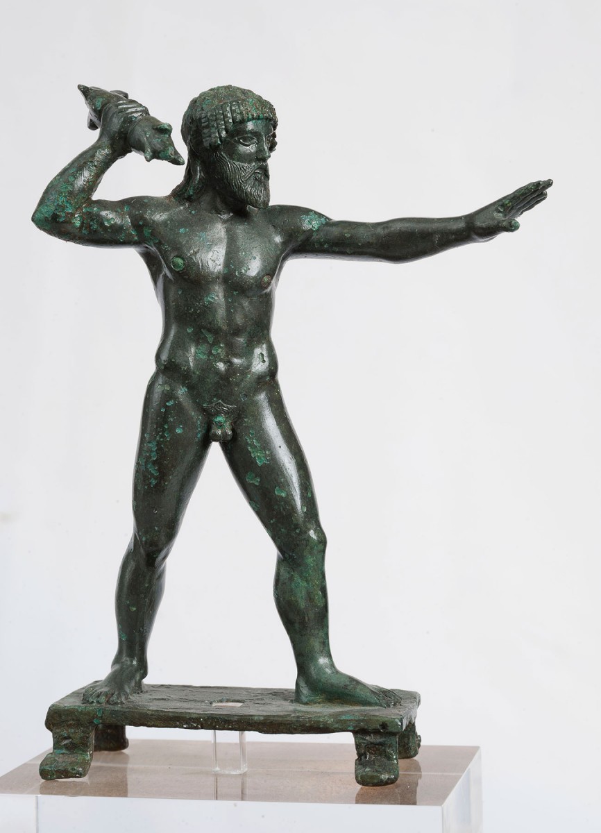 Bronze figurine of Zeus Keravnios (with a thunderbolt) from Dodona. NMA 16546, 470-460 BC.