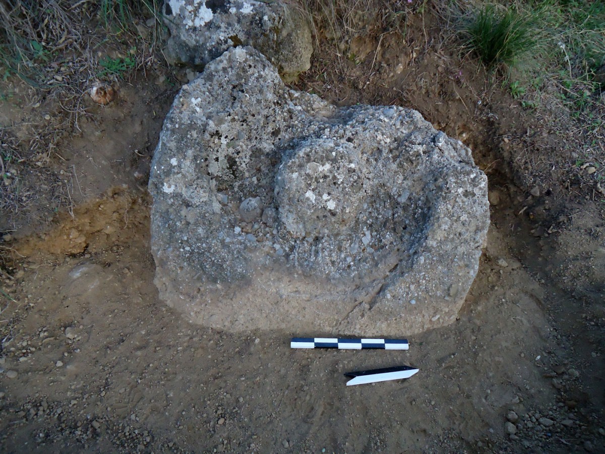 Fig. 2. ‟Hellenika” in Thouria. Property of N. Krikkas. Basin of oil press carved in natural rock.