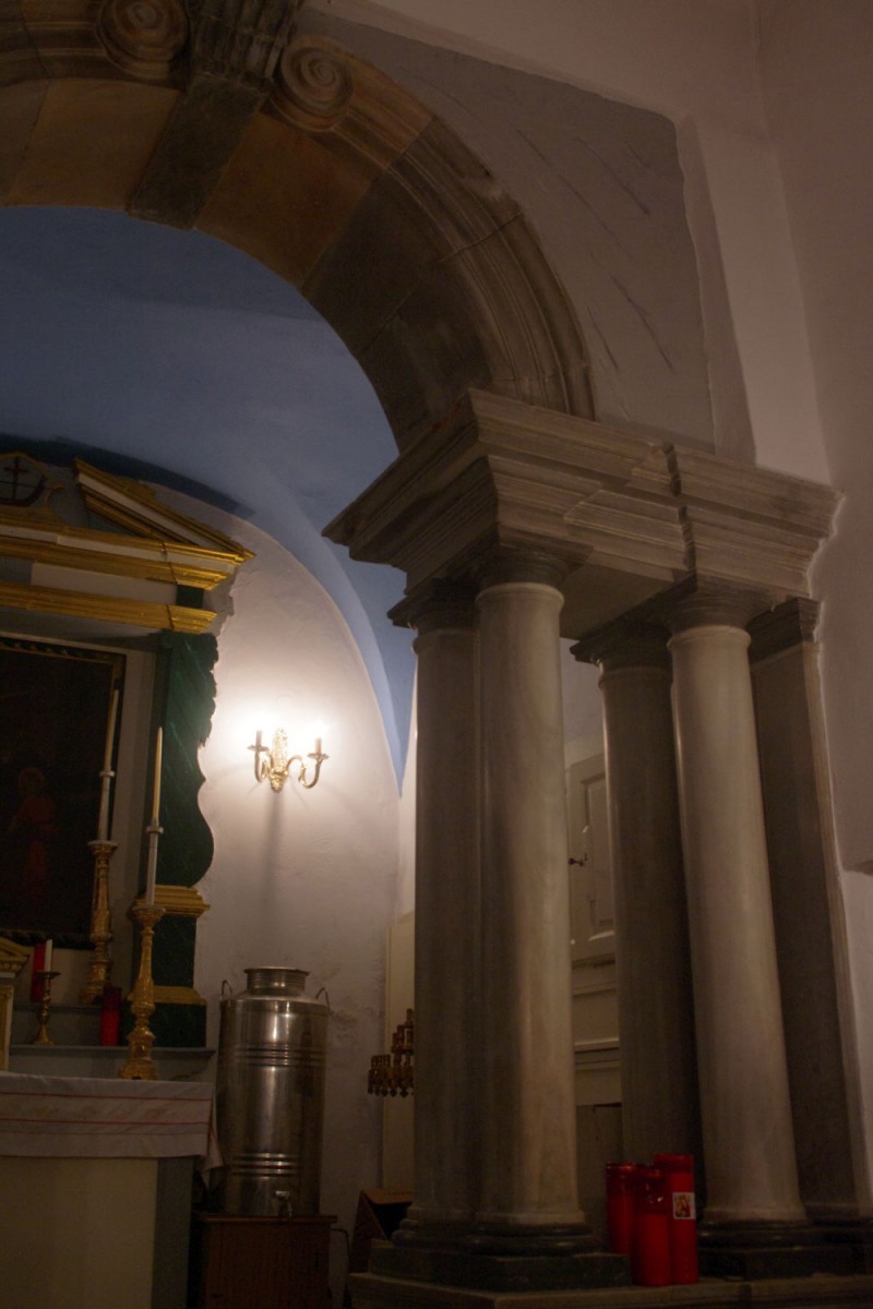 Fig. 6. Tinos Chora, monastery of Agios Antonios, chapel, overall view (photograph: Ioannis Laskos).