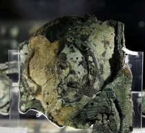 The Antikythera mechanism offers information on ancient views about the Universe