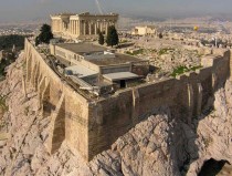 Athens Acropolis recessed northern wall to be restored