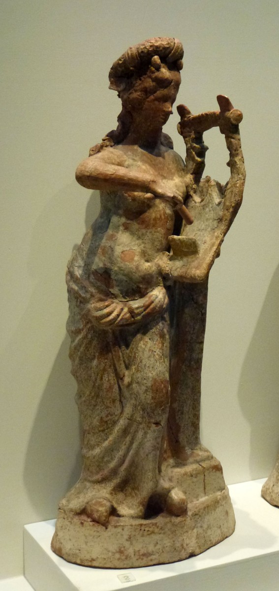 Aphrodite playing a kithara