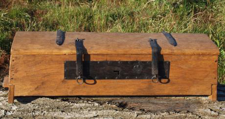 A reconstruction of the toolbox [Credit: Smegelauget Regin]